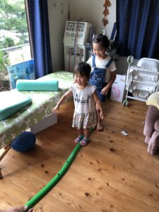 スラックレール